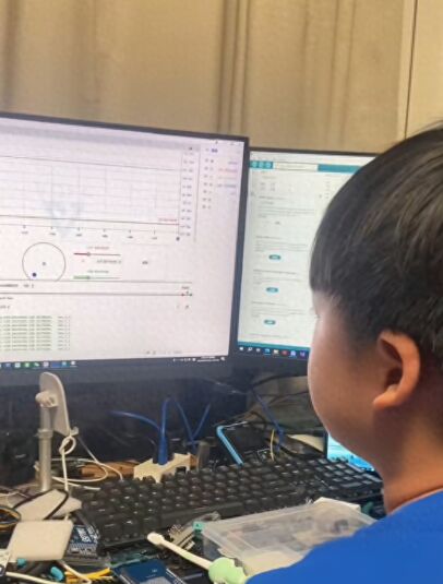 11岁男孩自写600多行代码造“火箭” 网友惊了......